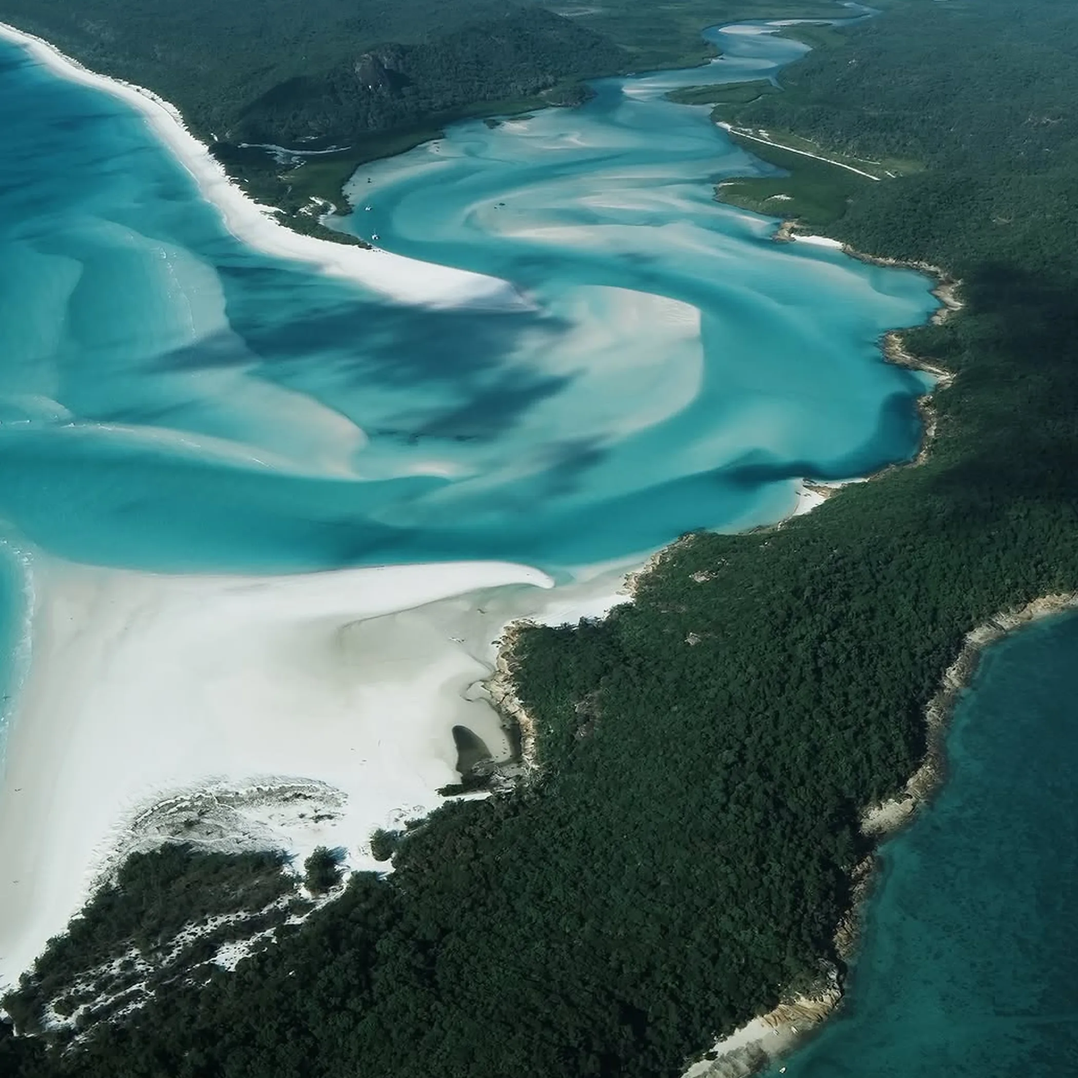 australian reef island scene clear sky